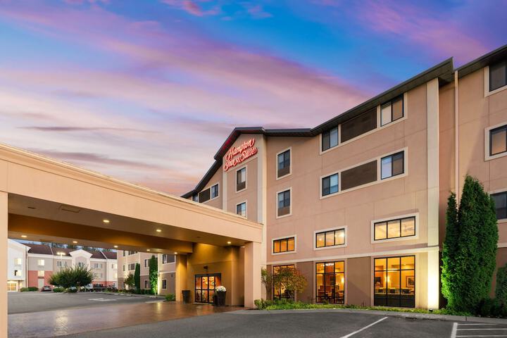 Hotel 2 of 32