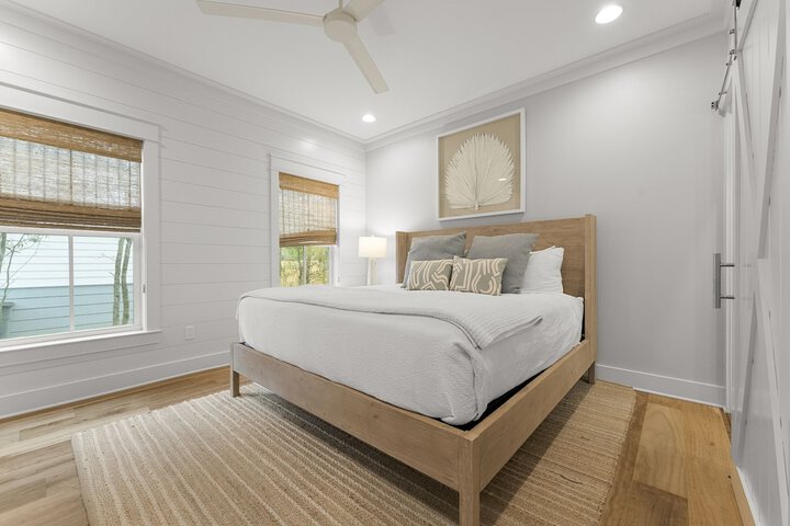Room 100 of 291