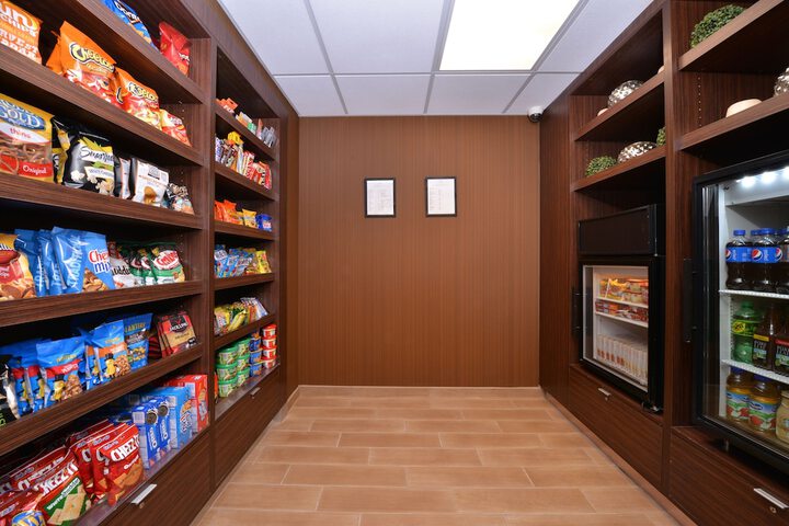 Fairfield by Marriott Rochester Henrietta / University Area