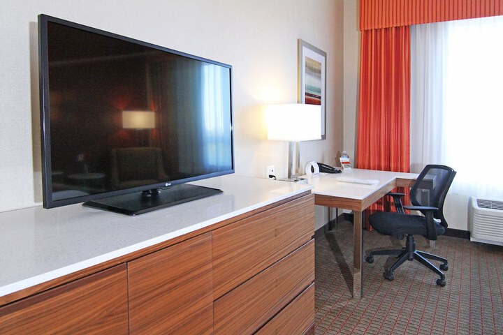Room 53 of 85
