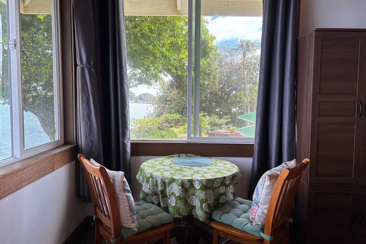 Hilo Bay Oceanfront B & B