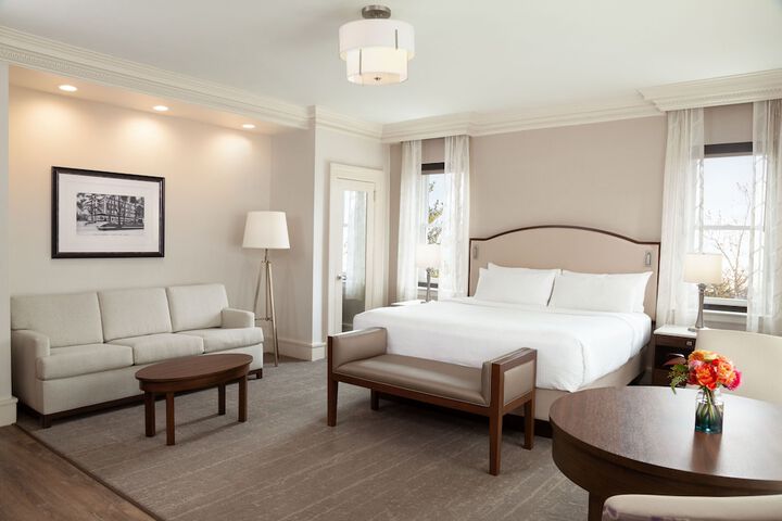 Room 2 of 9