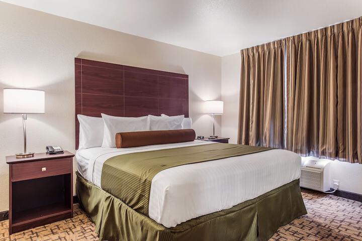 Cobblestone Hotel & Suites - Gering / Scottsbluff
