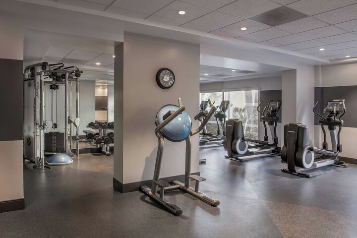 Four Points by Sheraton Los Angeles Westside