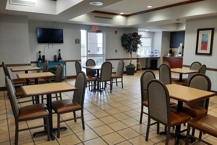 Breakfast/Coffee Service 44 of 45