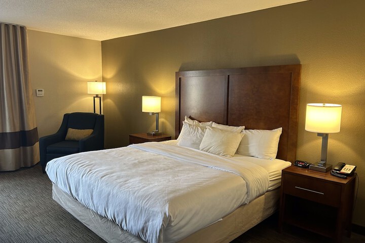 Room 18 of 34