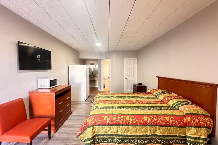 Room 3 of 5