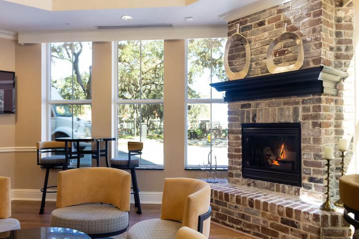 Holiday Inn Express Savannah - Historic District by IHG