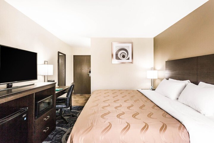 Room 15 of 35
