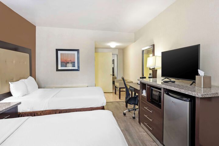 Room 18 of 31
