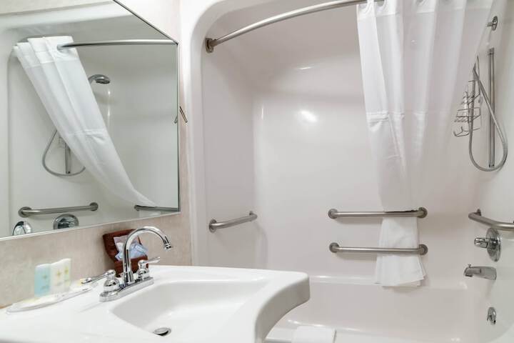 Quality Inn & Suites Colby