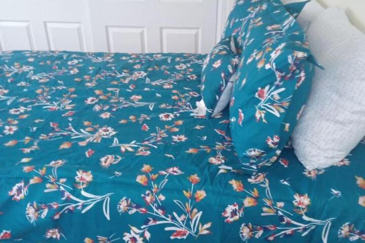 1 bedroom with free parking