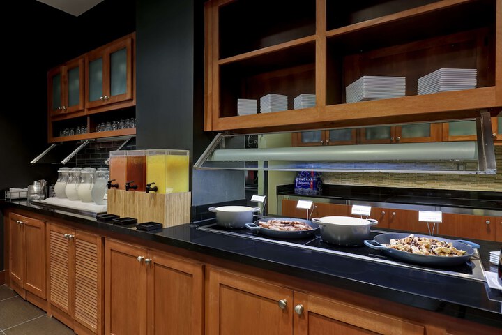 Hyatt Place San Antonio–North / Stone Oak