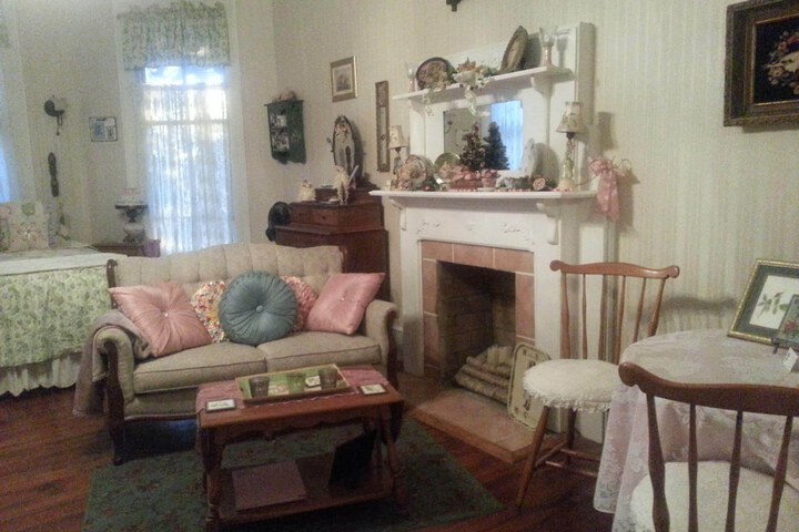 Room 21 of 31
