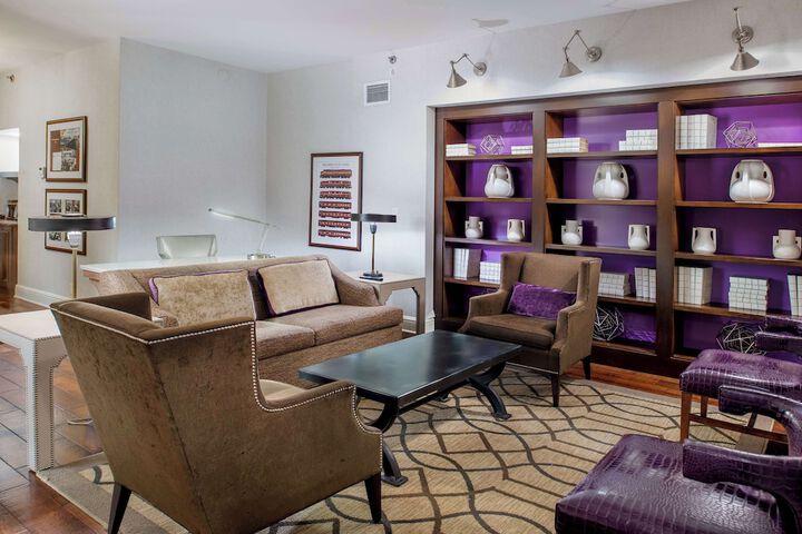 Room 72 of 160