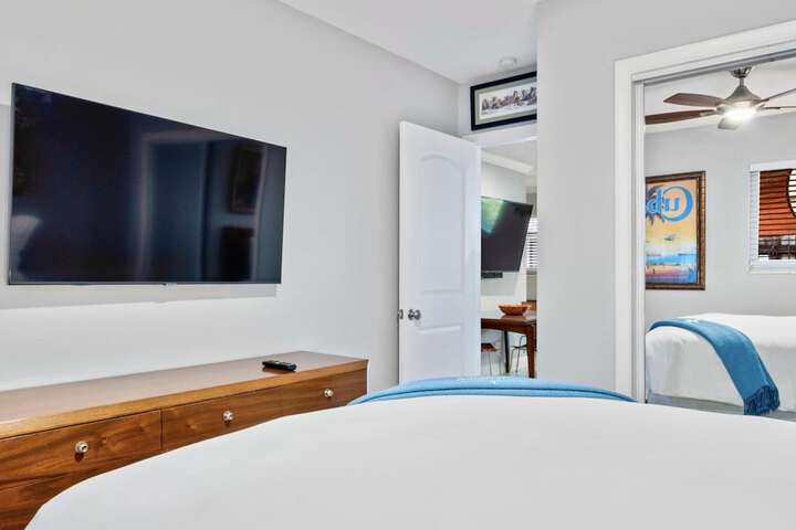 Wilton Manors 2BR Charm Walk to the Drive