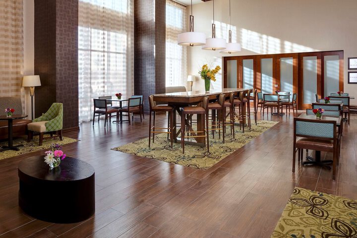Hotel Interior 6 of 32