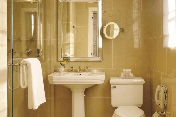 Room 54 of 161