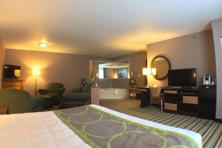 Room 35 of 43