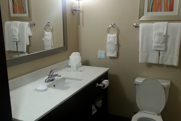 Room 56 of 105