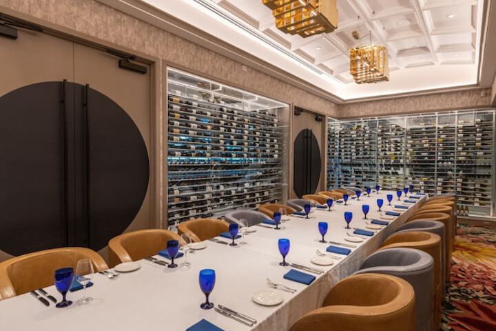 Dining 52 of 67