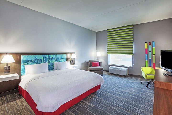 Room 16 of 26