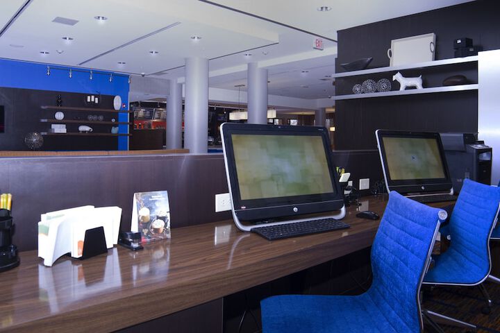 Courtyard by Marriott Jackson Airport / Pearl