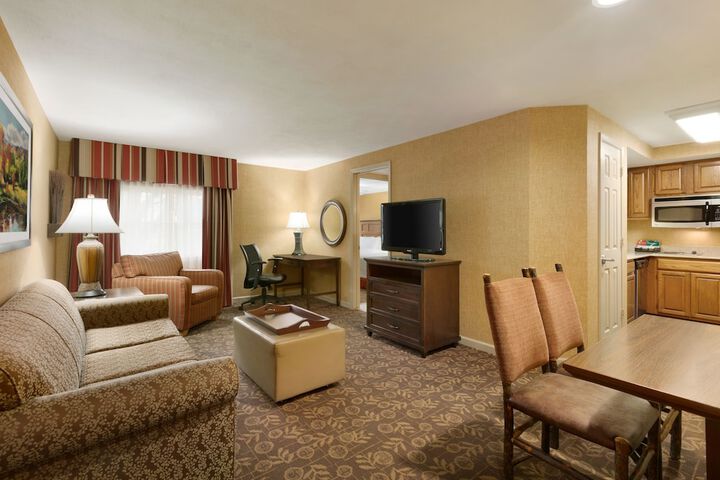 Homewood Suites by Hilton Syracuse / Liverpool