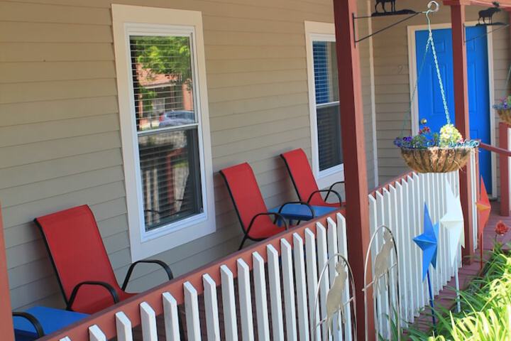 Strictly Moose Luxury Vacation Suites