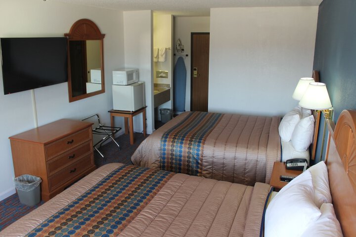 Room 14 of 39