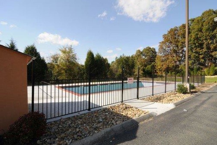 Pool 7 of 37