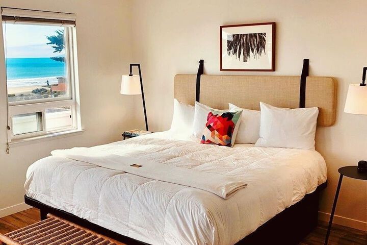 Room 10 of 41