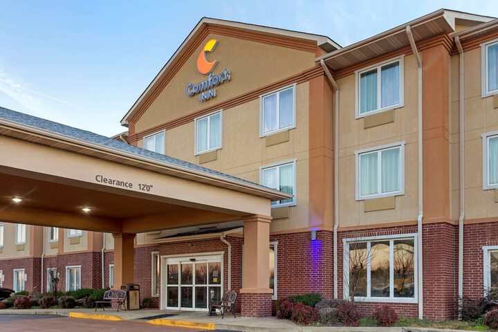 Hotel 8 of 38