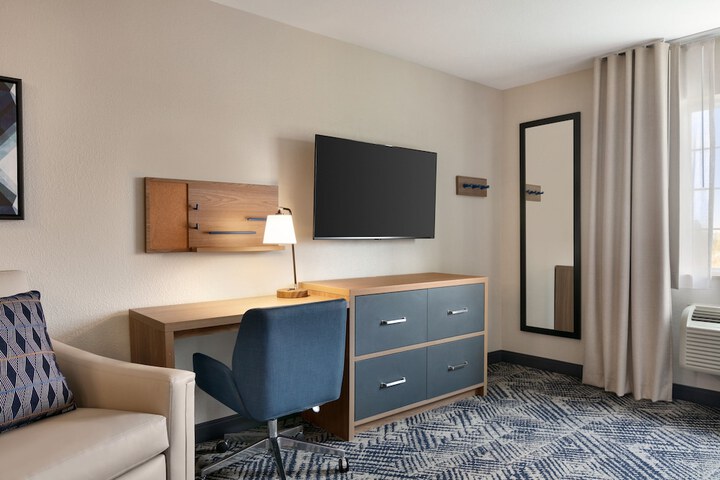 Room 26 of 41