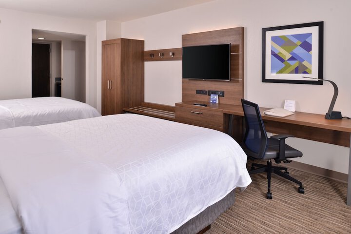 Room 22 of 54