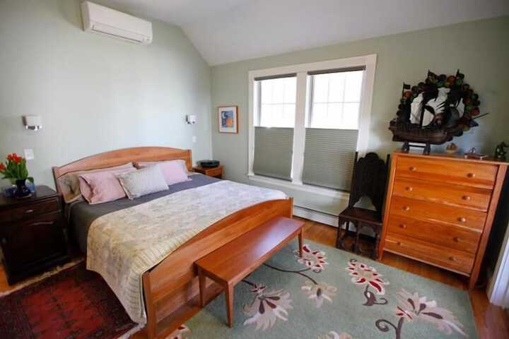 Room 16 of 25