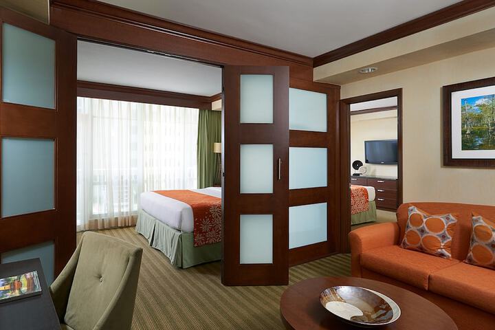 Room 12 of 61