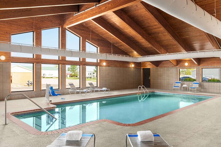 Pool 5 of 49