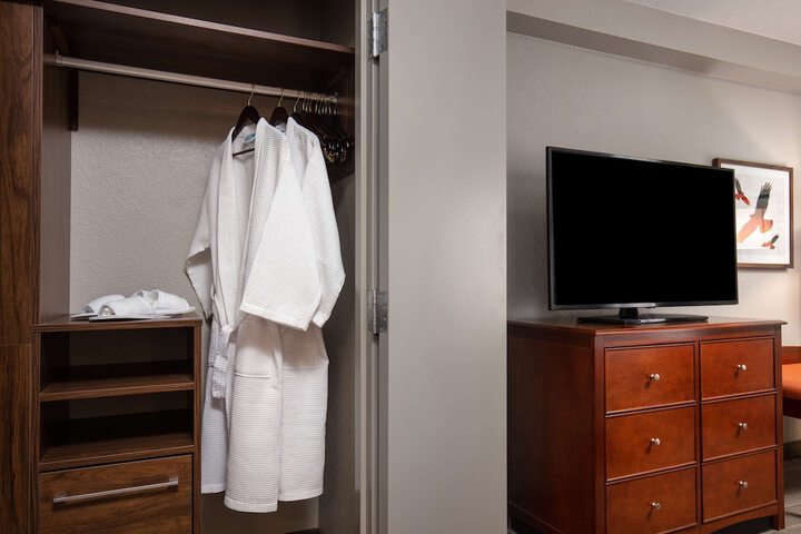 Hampton Inn & Suites El Paso-Airport