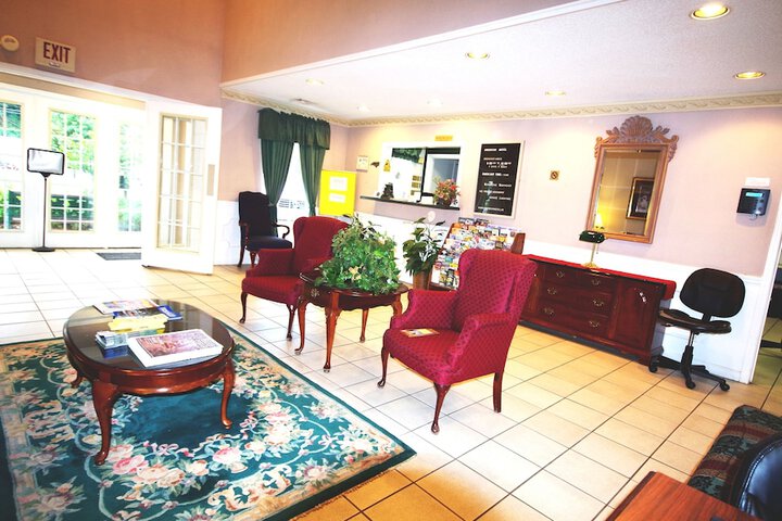 Hotel Interior 9 of 39