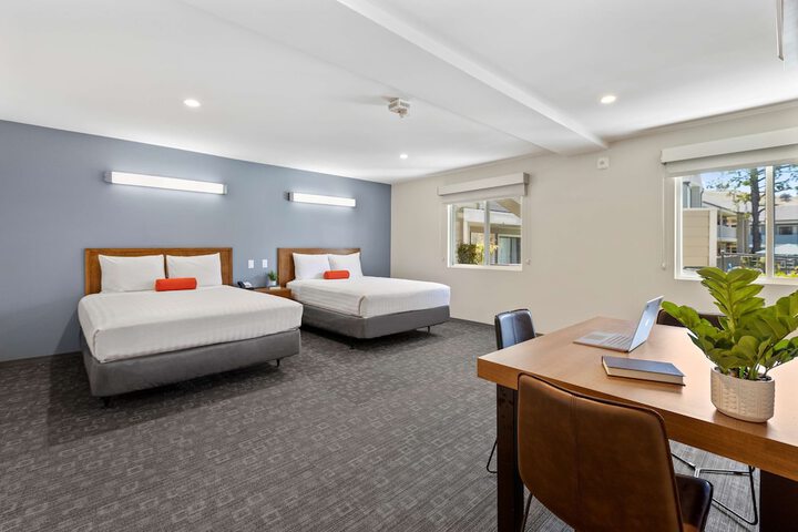 Good Nite Inn - Calabasas