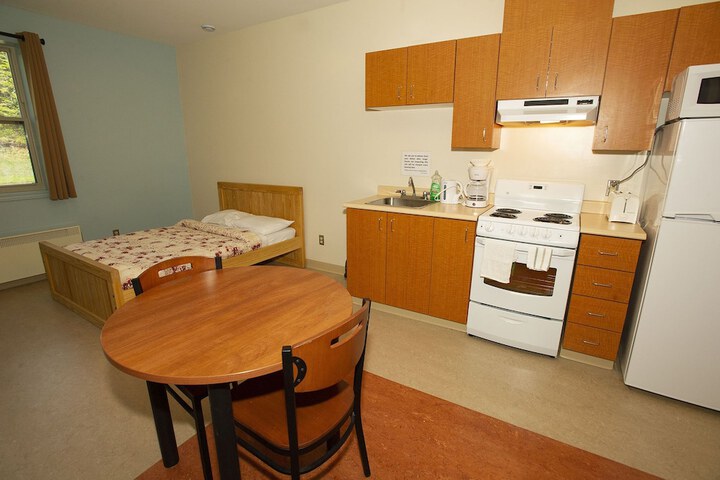 Room 35 of 67