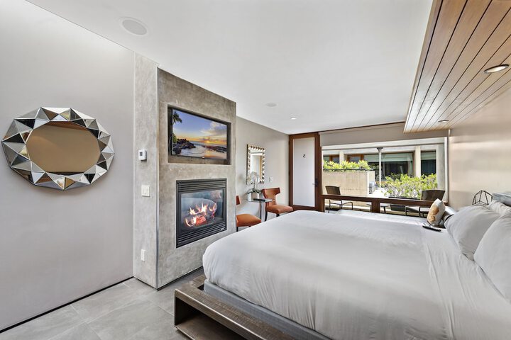 14 West Hotel
