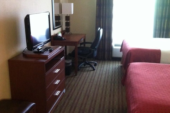 Room 23 of 37