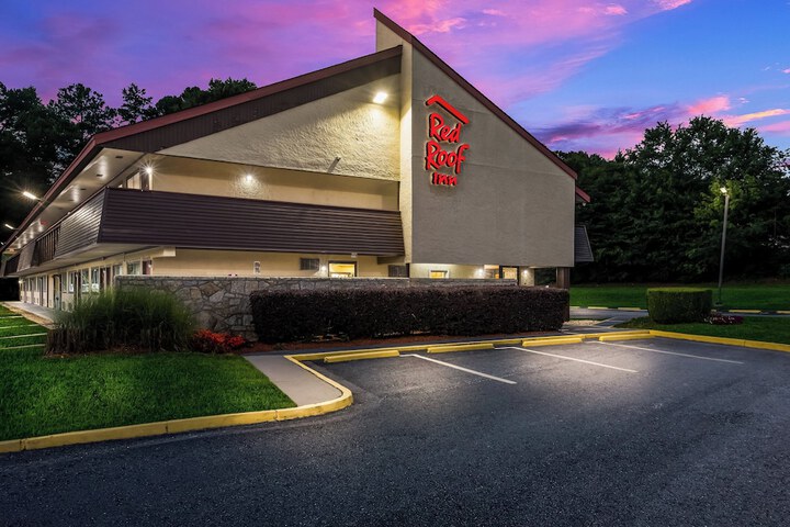 Hotel 7 of 34