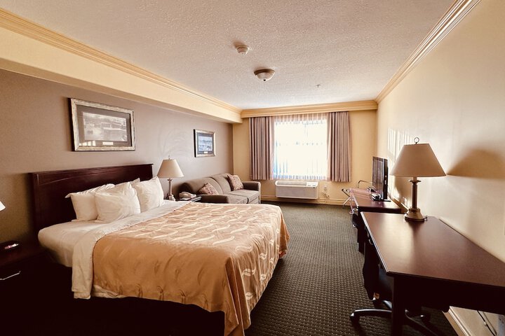 Room 32 of 44