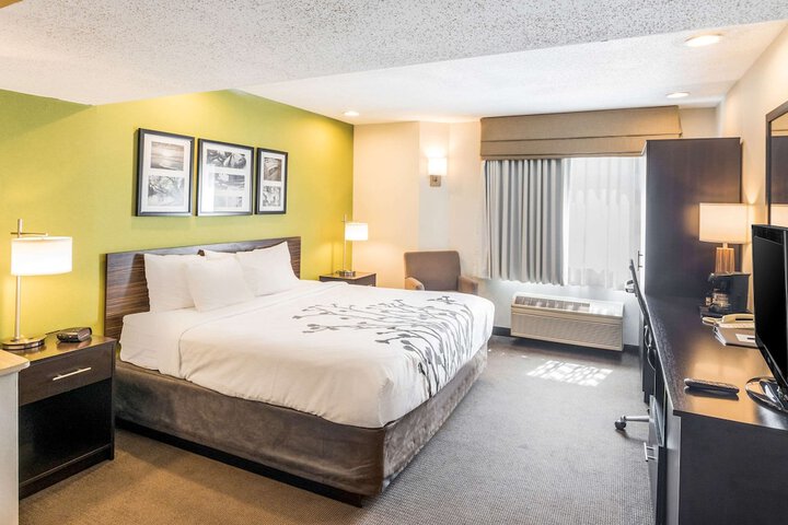 Sleep Inn & Suites Niantic North