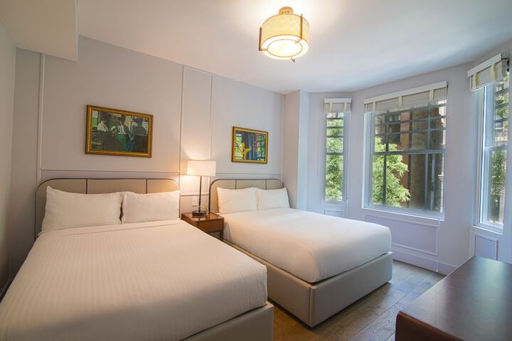 Room 27 of 104