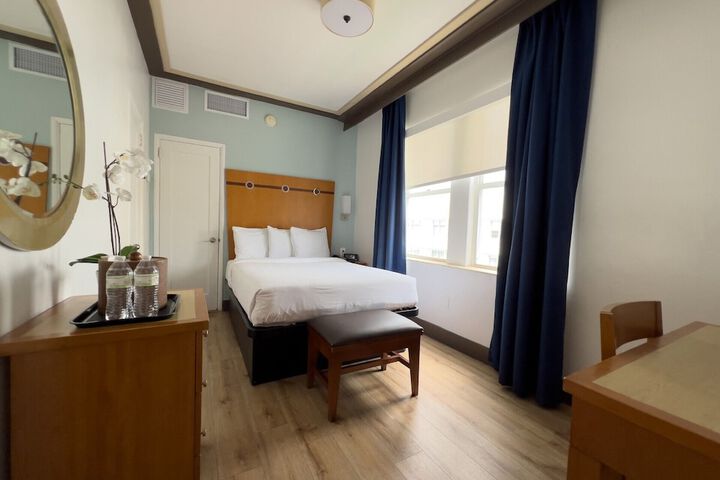 Room 20 of 56