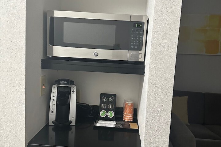Room 40 of 53